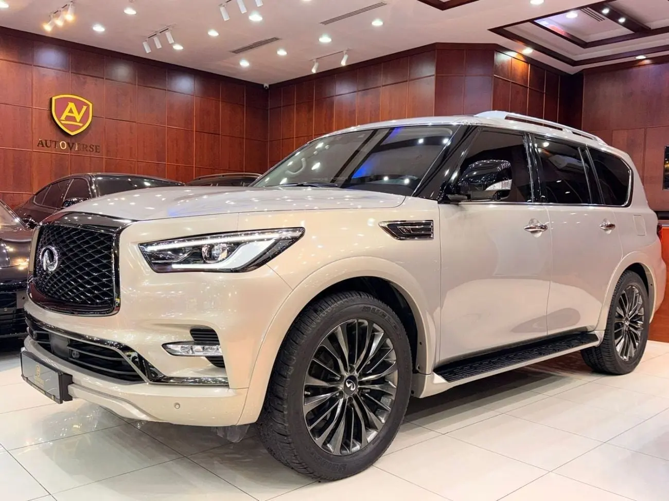 Infiniti QX80 2021