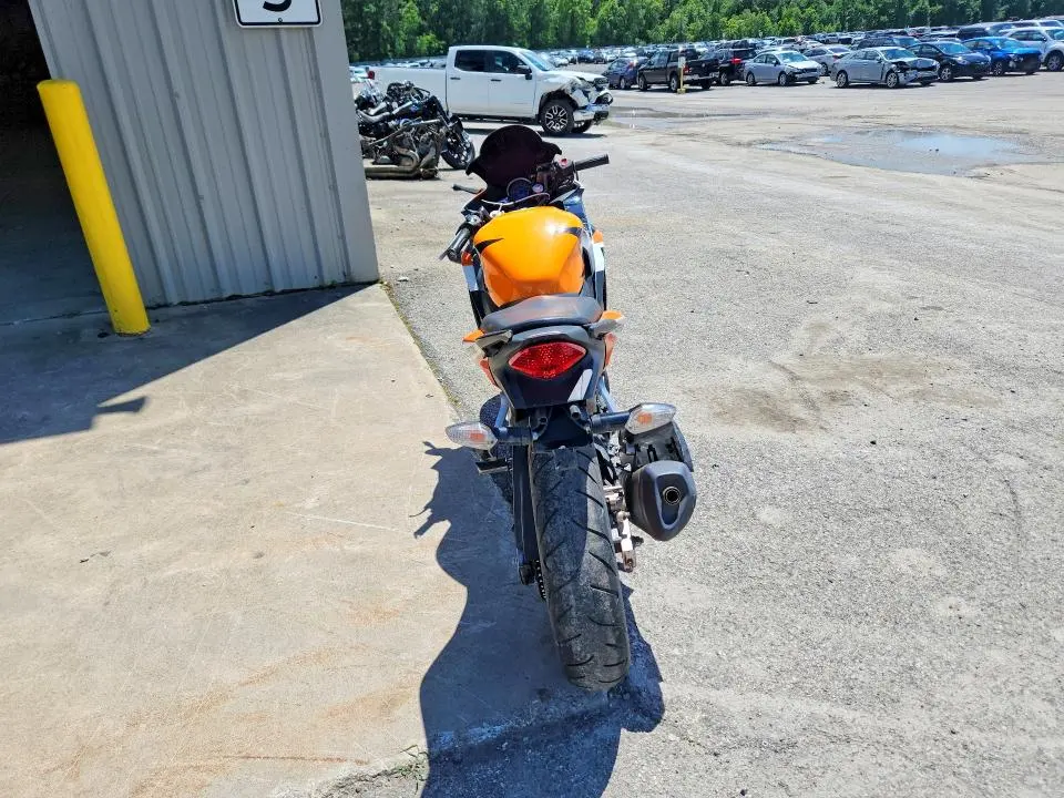 HONDA CBR CYCLE 2013