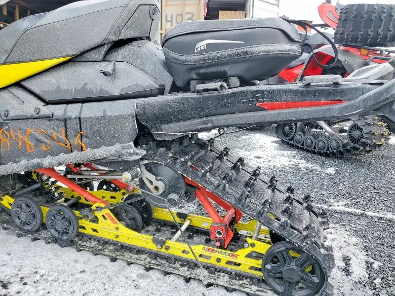 SKI-DOO RENEGADE 2022
