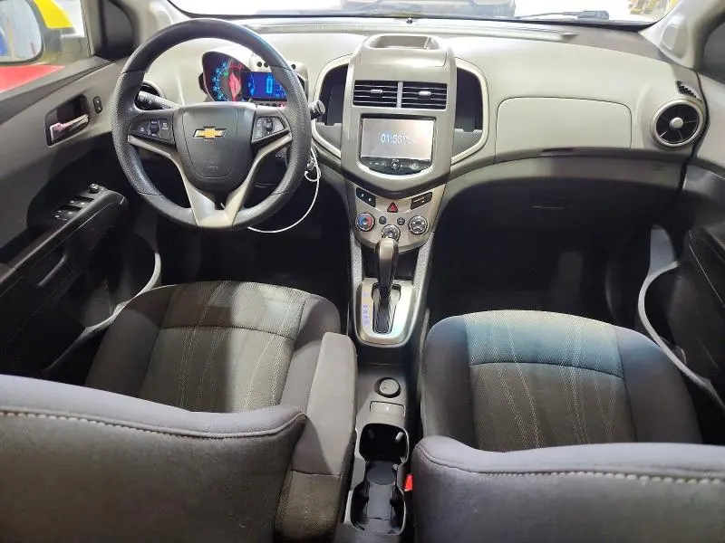 CHEVROLET SONIC 2015 VIN 1G1JC6SH4F4181924