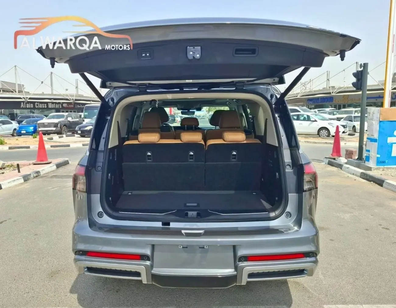 Infiniti QX80 2025