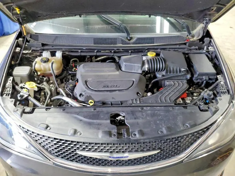 CHRYSLER PACIFICA 2019 VIN 2C4RC1BG9KR665762