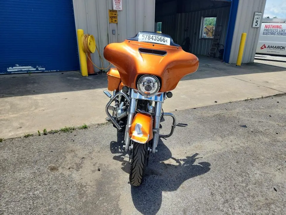 HARLEY-DAVIDSON FL 2014