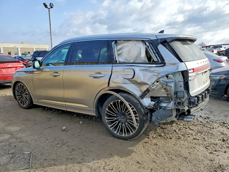 LINCOLN AVIATOR 2023 VIN 5LM5J9XC0PGL23725