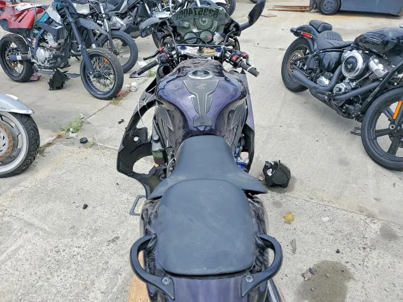 KAWASAKI NINJA 900 2000