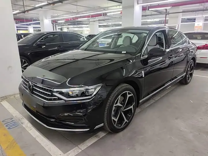 Volkswagen Magotan 2026 2026款 3000万辆甄选款 380TSI DSG豪华型