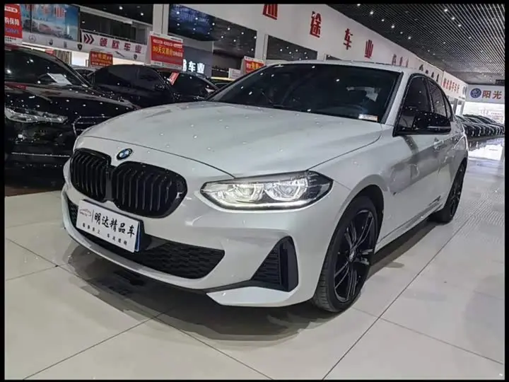 BMW 1 Series 2023 2023款 125i M运动曜夜版