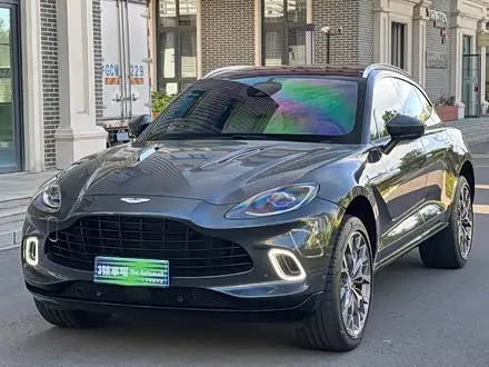 Aston Martin DBX 2023 2023款 4.0T V8