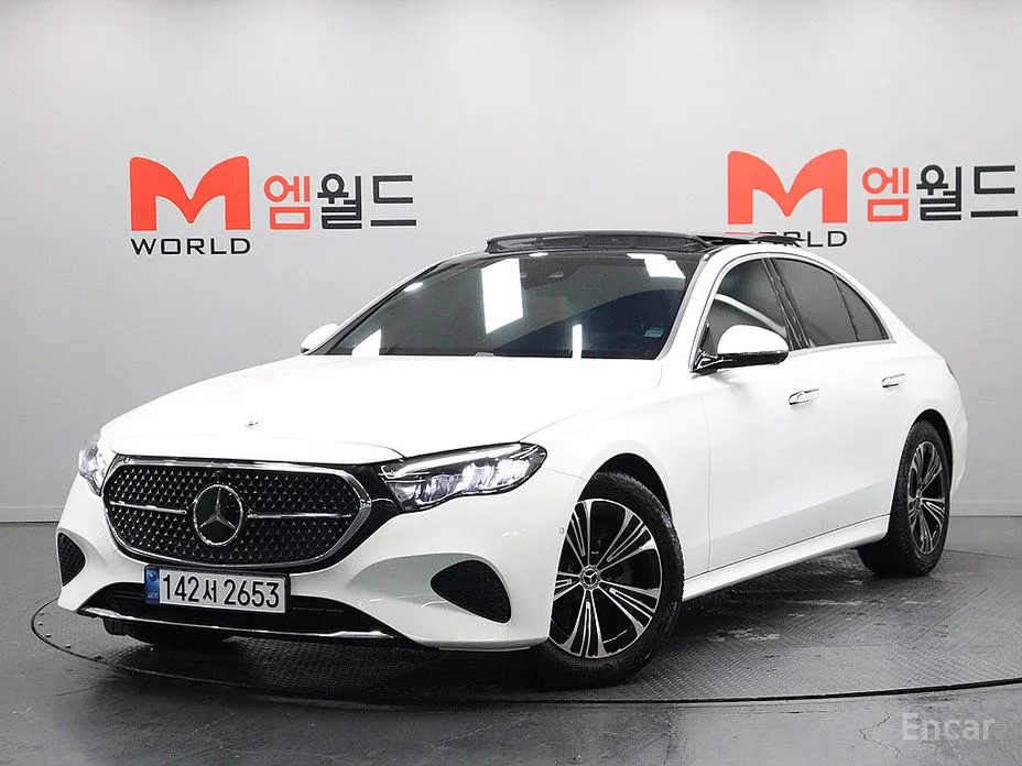 Mercedes-Benz E-Class 2024 E200 Avantgarde