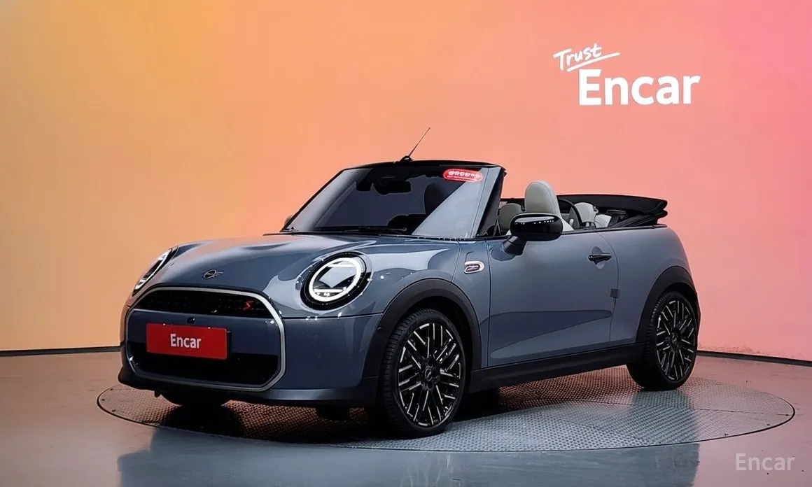 Mini Cooper Convertible 2025 Favoured