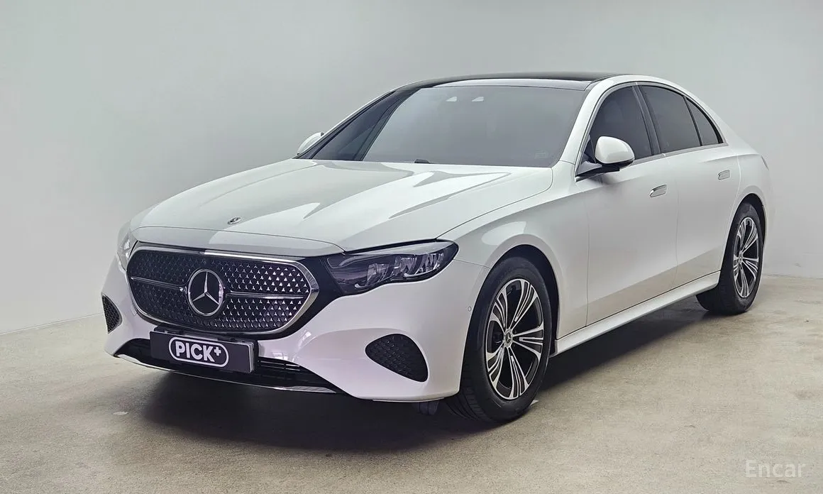 Mercedes-Benz E-Class 2024 E200 Avantgarde