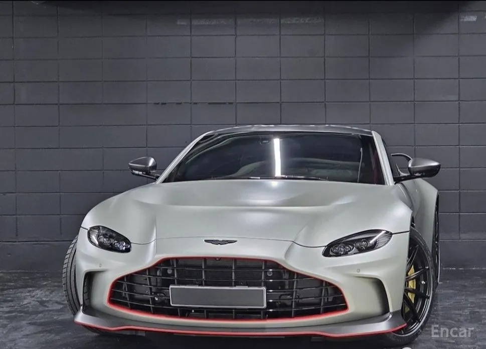 Aston Martin Vantage 2018 5.2 V12 Final Edition