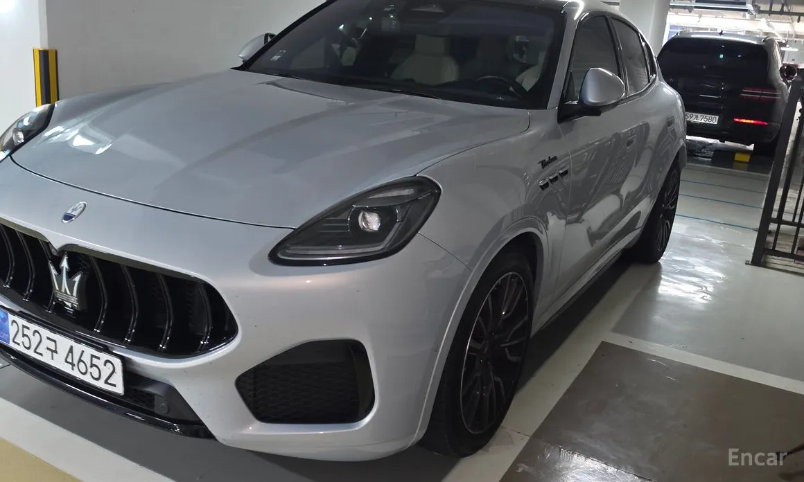 Maserati Grecale 2022 2.0 AWD Modena