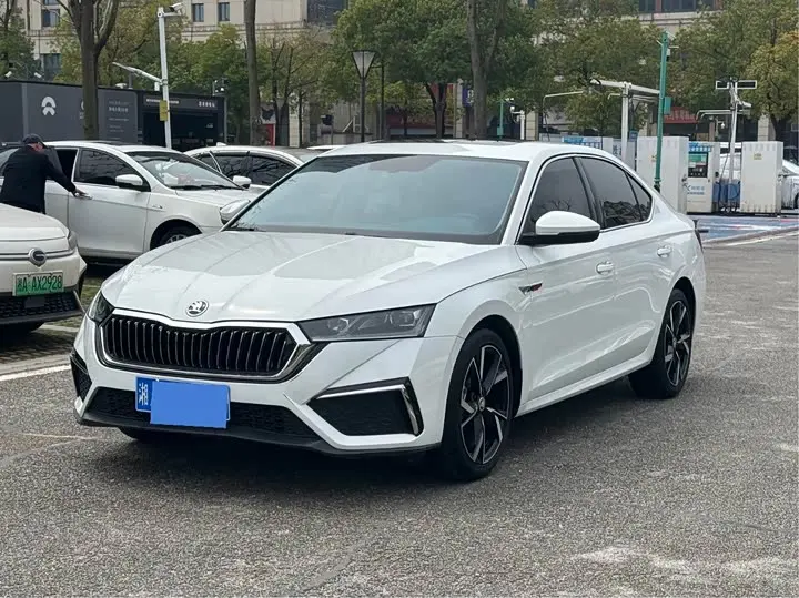 2023 Skoda Octavia Pro