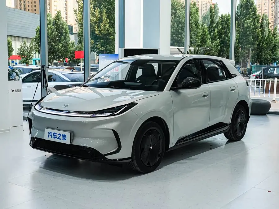 BAIC Arcfox T1 2026 2026款 450 PRO