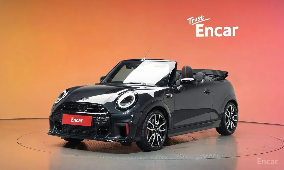 Mini Cooper Convertible 2025 JCW