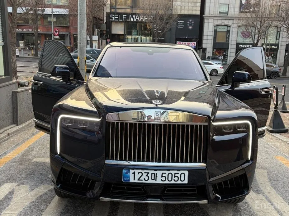 Rolls-Royce Cullinan 2018 6.7 V12