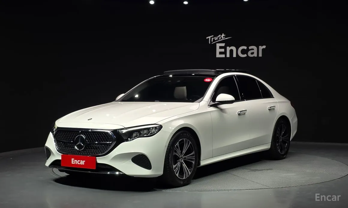 Mercedes-Benz E-Class 2024 E200 Avantgarde