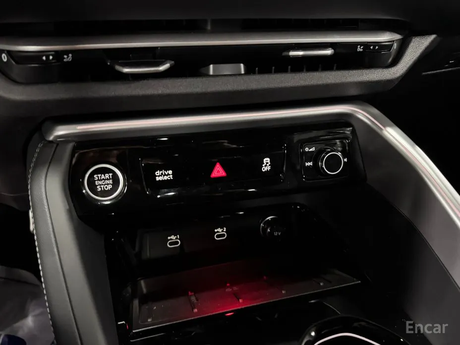 Audi Q5 2025 40 TDI Quattro S Line Black Edition