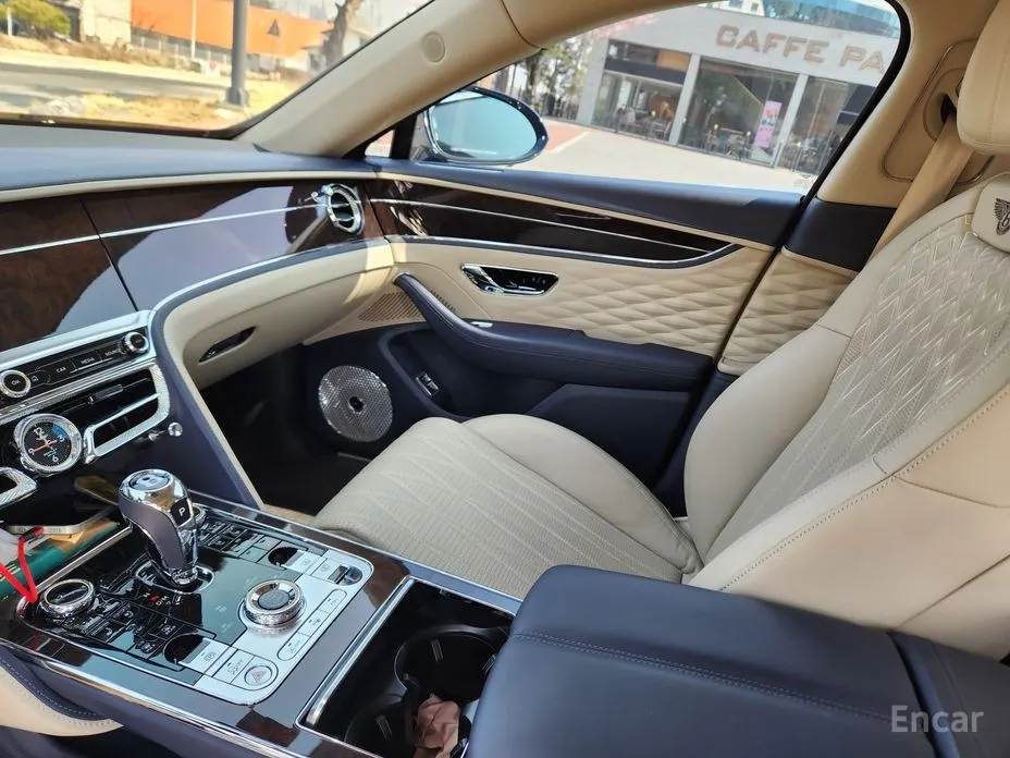 Bentley Flying Spur 2020 4.0