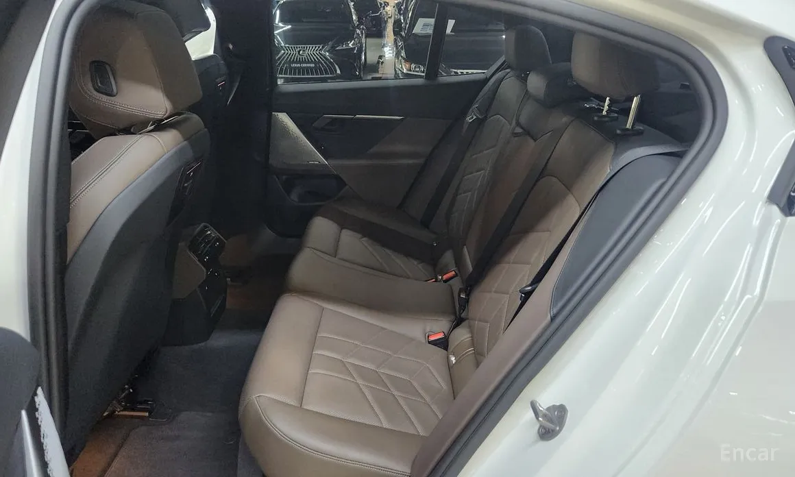 BMW 5 Series 2023 520i M Sport