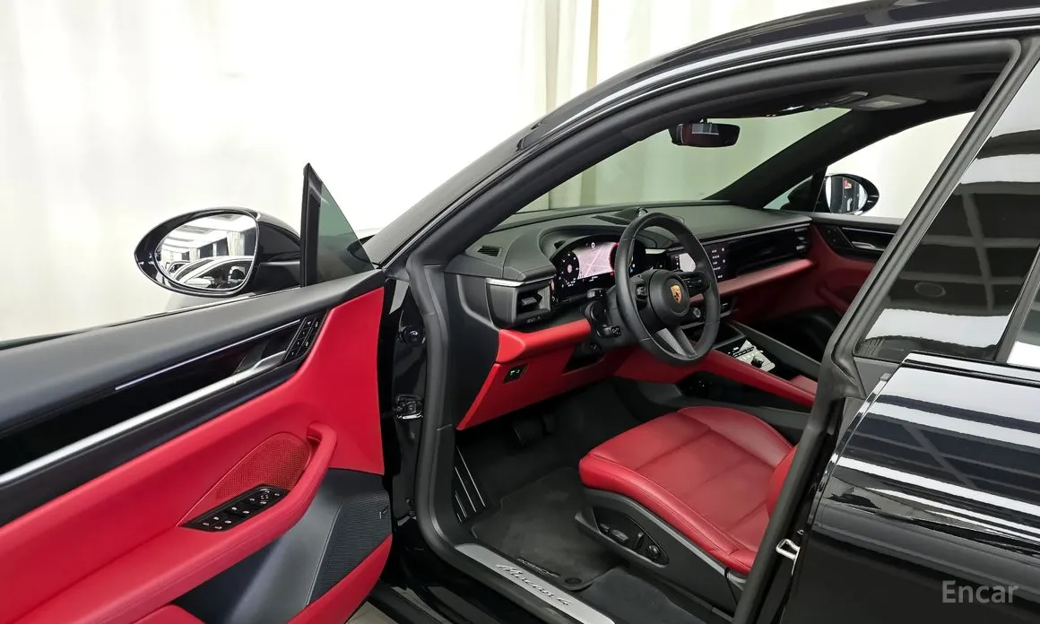 Porsche Macan 2024 Base 4