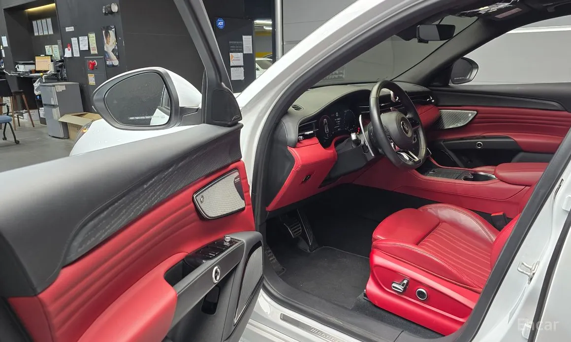 Maserati Grecale 2022 2.0 AWD GT
