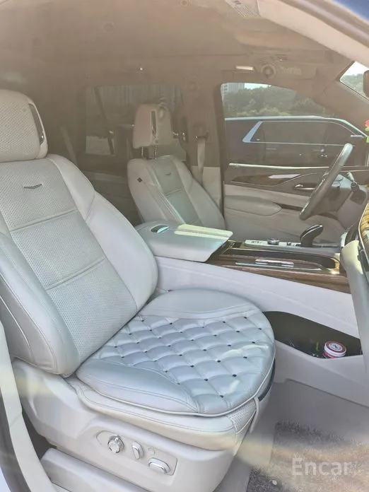 Cadillac Escalade 2021 6.2