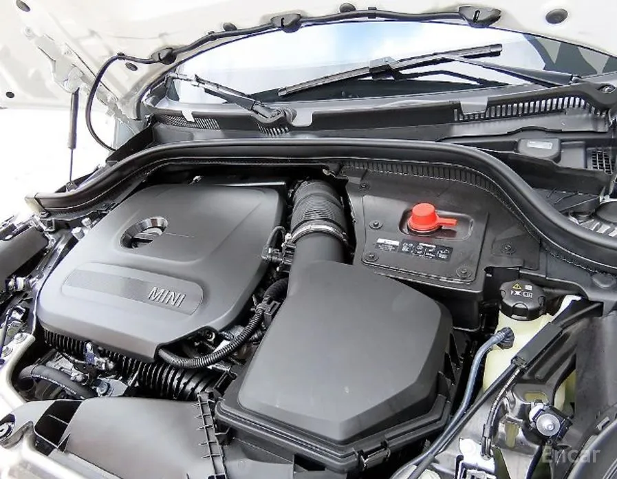 Mini Cooper Convertible 2025 Favoured