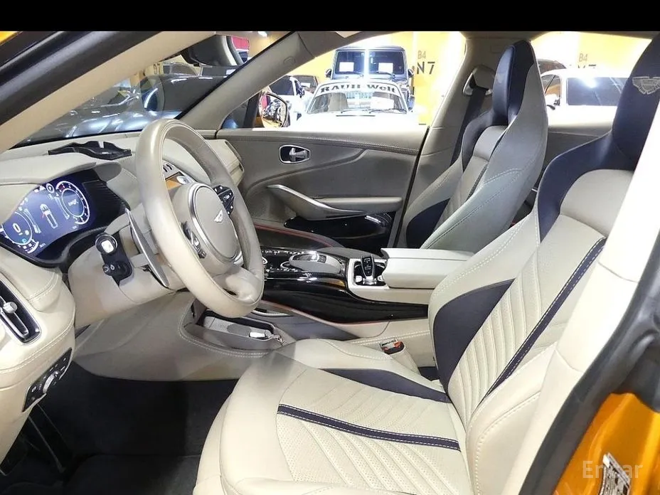 Aston Martin DBX 2020 4.0 V8 707