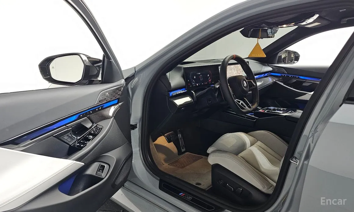BMW M5 2024 M5 Sedan