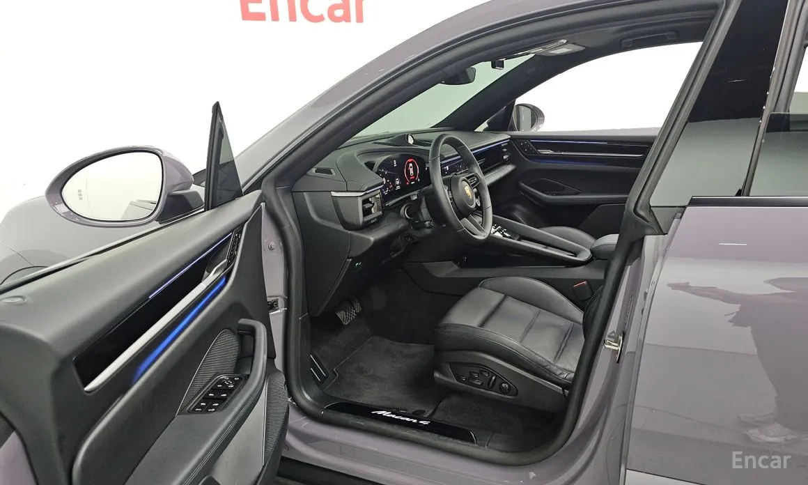 Porsche Macan 2024 Base 4