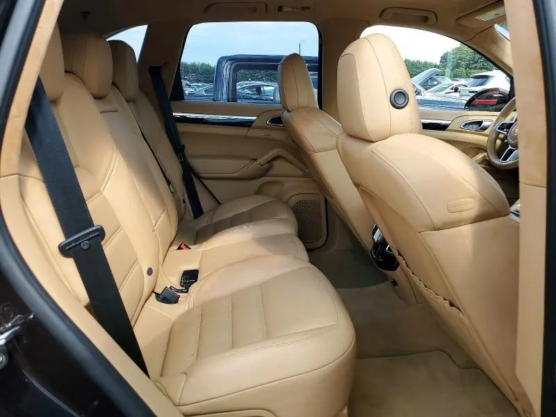 PORSCHE CAYENNE 2016 VIN WP1AC2A20GLA88160