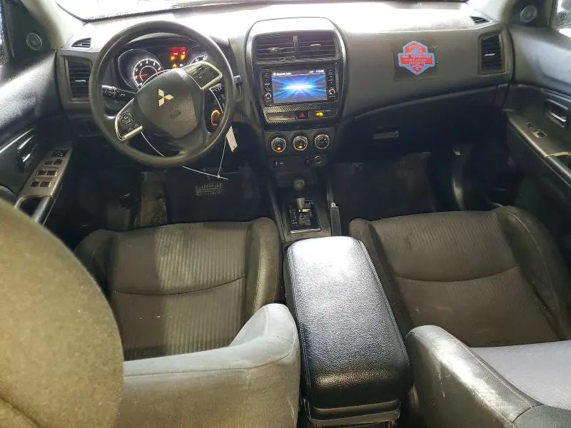 MITSUBISHI OUTLANDER 2018 VIN JA4AP3AU8JU024151