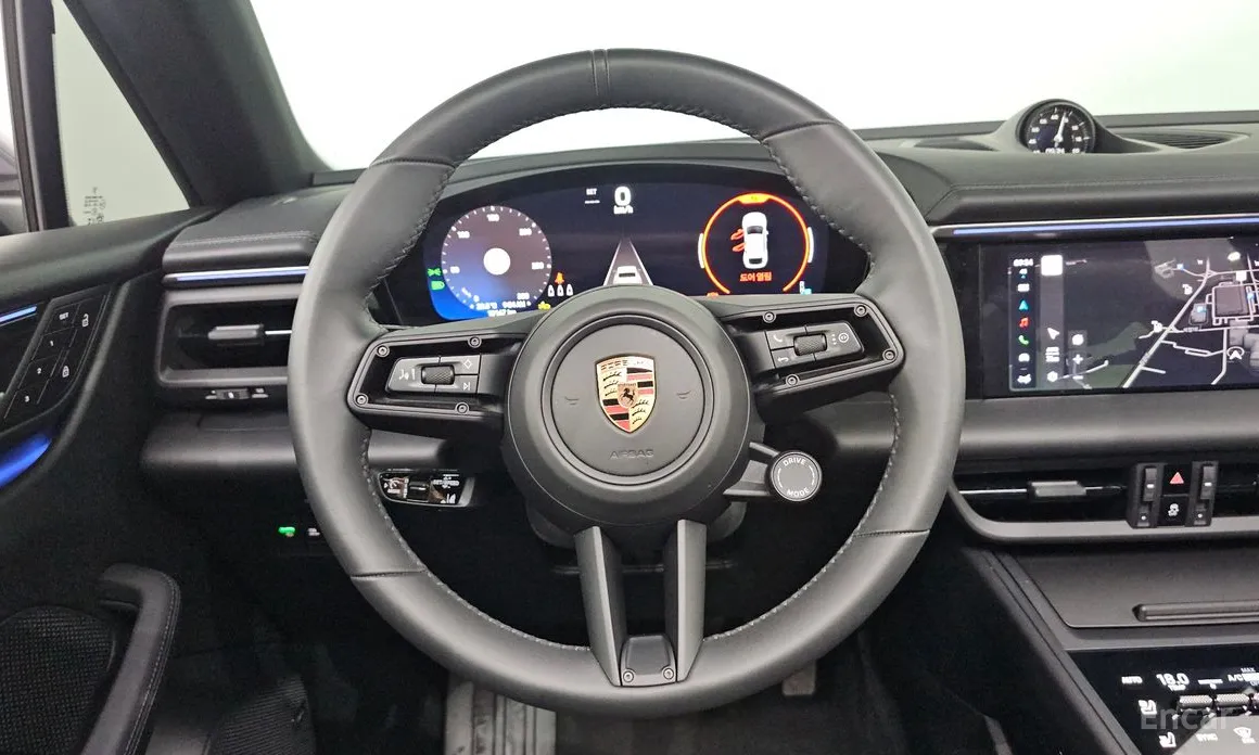 Porsche Macan 2024 Base 4