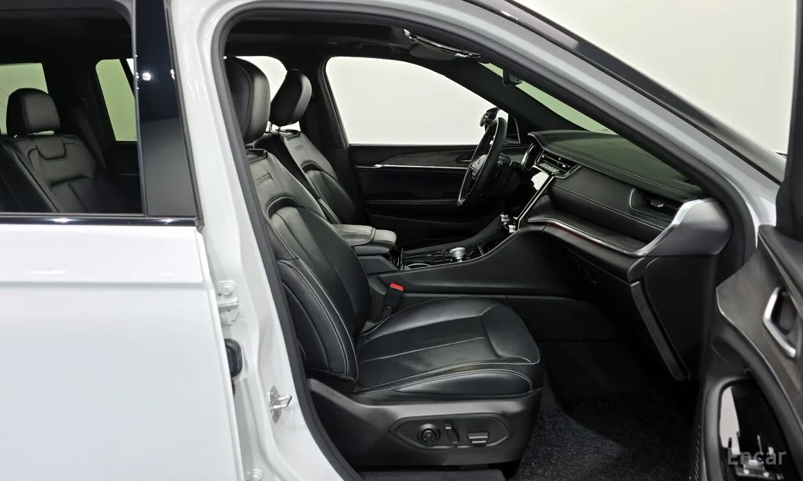 Jeep Cherokee 2021 L 3.6 Overland