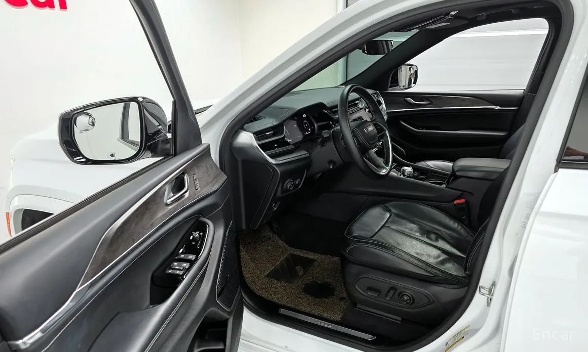Jeep Cherokee 2021 L 3.6 Overland