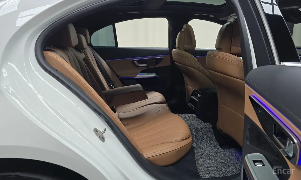 Mercedes-Benz E-Class 2024 E200 Avantgarde