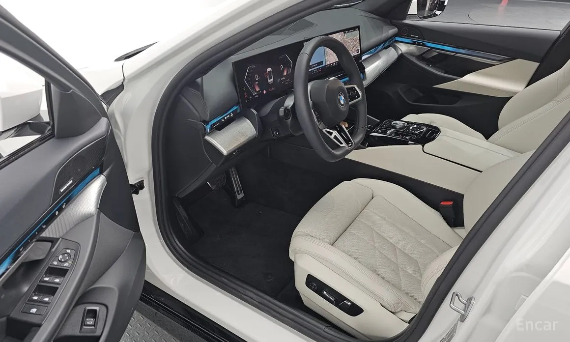 BMW 5 Series 2023 520i M Sport