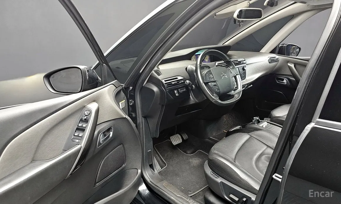 Citroen C4 SpaceTourer 2018 1.5 BlueHDi Shine Pack
