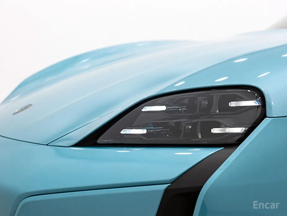 Porsche Taycan 2020 Turbo