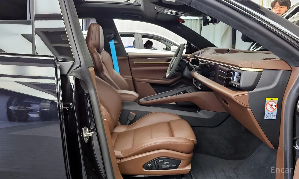 Porsche Macan 2024 Turbo