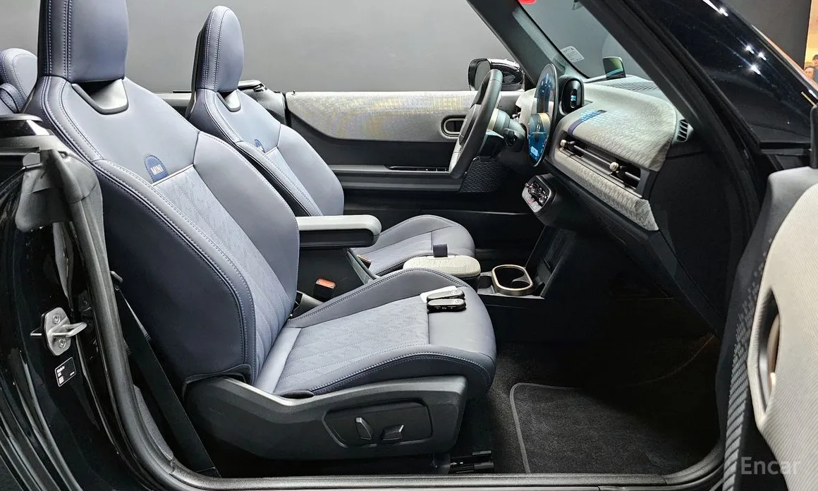 Mini Cooper Convertible 2025 Favoured