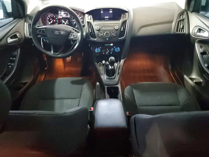 FORD FOCUS 2018 VIN 1FADP3FE8JL203130