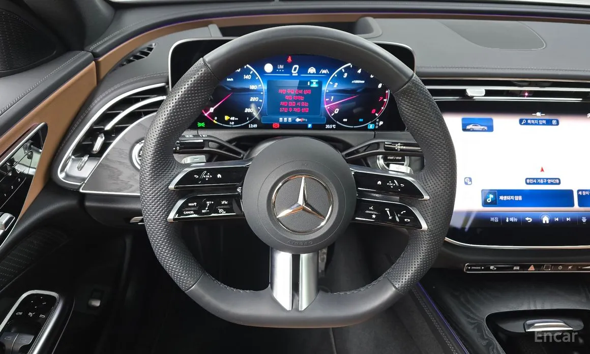Mercedes-Benz E-Class 2024 E200 AMG Line