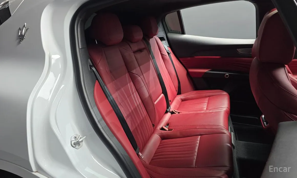 Maserati Grecale 2022 2.0 AWD GT