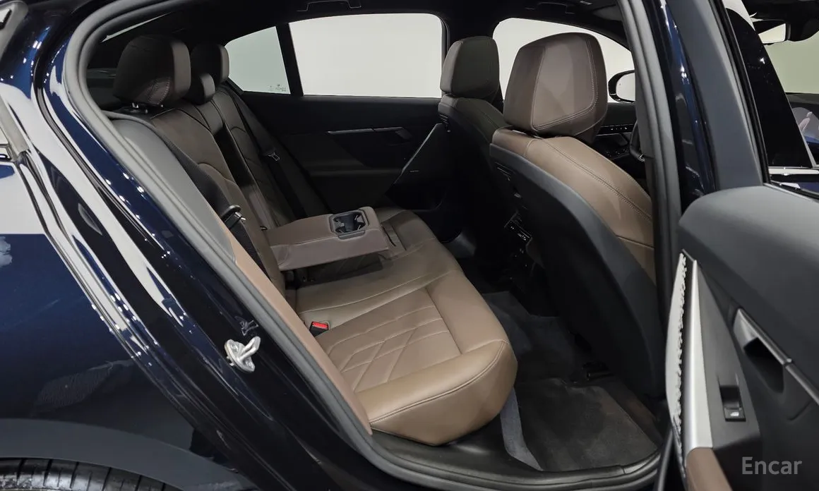 BMW 5 Series 2023 520i M Sport