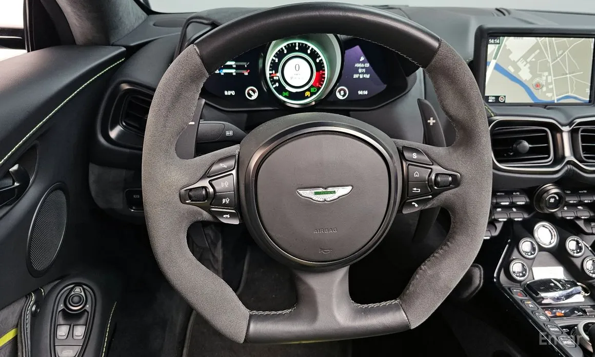 Aston Martin Vantage 2018 4.0 V8 Roadster F1 Edition
