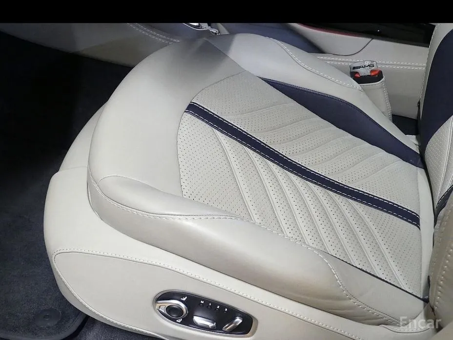 Aston Martin DBX 2020 4.0 V8 707