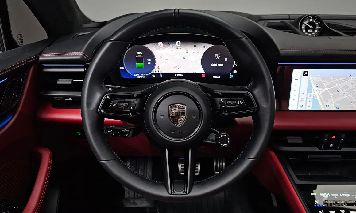 Porsche Macan 2024 Turbo